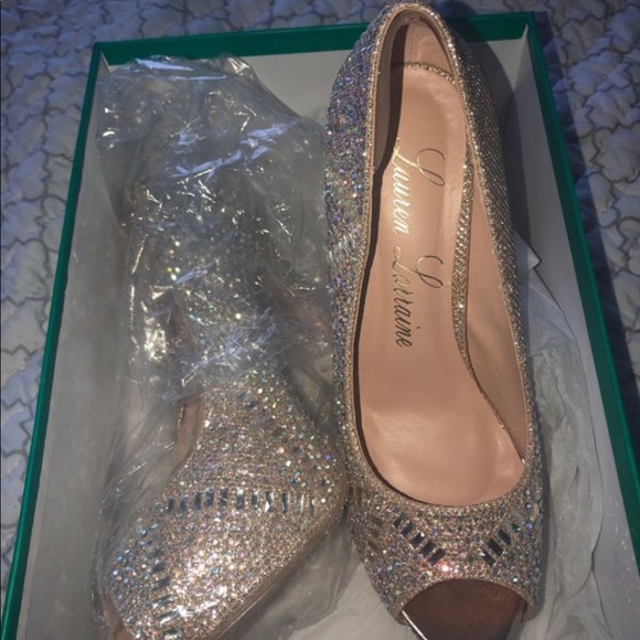 6.5 heels - Picture 1 of 4